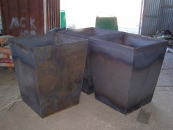 Металлический контейнер для сборки ТБО